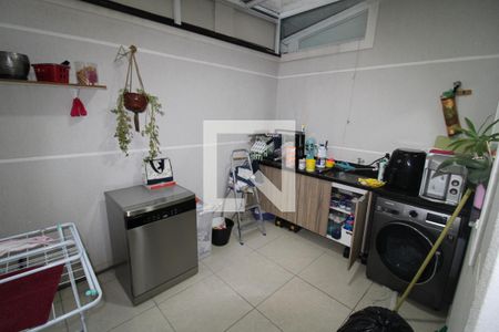 Casa à venda com 174m², 3 quartos e 3 vagasÁrea de Serviço