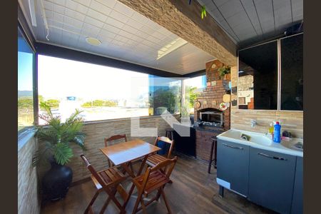 Casa à venda com 120m², 2 quartos e 1 vaga Casa à venda com 120m², 2 quartos e 1 vagaÁrea de Serviço