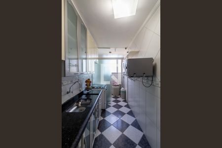 Apartamento à venda com 58m², 2 quartos e 1 vagaCozinha 