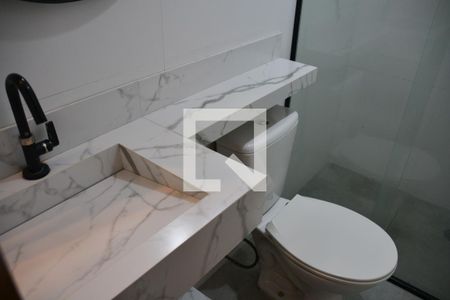 Apartamento à venda com 55m², 2 quartos e 2 vagas Apartamento à venda com 55m², 2 quartos e 2 vagasBanheiro