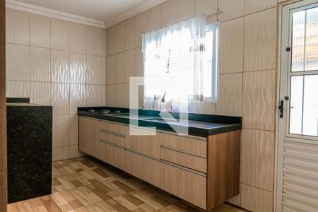 Casa para alugar com 150m², 4 quartos e 2 vagas Casa para alugar com 150m², 4 quartos e 2 vagasCozinha