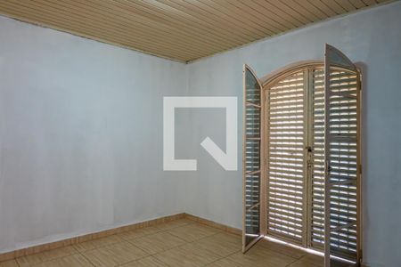 Casa para alugar com 150m², 4 quartos e 2 vagas Casa para alugar com 150m², 4 quartos e 2 vagasQuarto 2