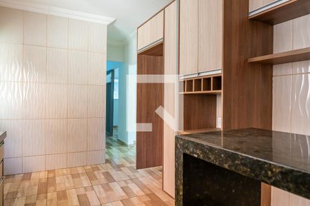 Casa para alugar com 150m², 4 quartos e 2 vagas Casa para alugar com 150m², 4 quartos e 2 vagasCozinha