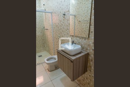 Casa para alugar com 150m², 4 quartos e 2 vagas Casa para alugar com 150m², 4 quartos e 2 vagasBanheiro 2