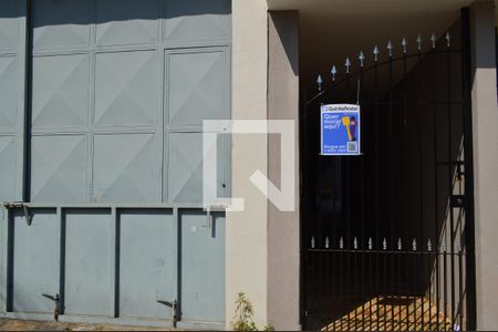 Casa para alugar com 25m², 1 quarto e sem vagaFachda + Plaquinha