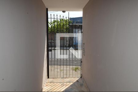 Casa para alugar com 25m², 1 quarto e sem vagaEntrada