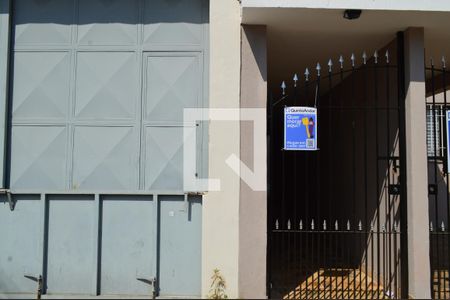 Casa para alugar com 25m², 1 quarto e sem vagaFachda + Plaquinha