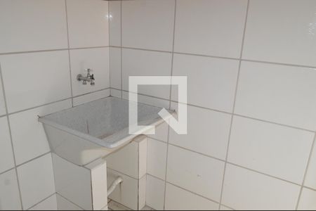 Casa para alugar com 25m², 1 quarto e sem vagaÁrea de Serviço