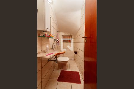 Casa à venda com 180m², 3 quartos e 2 vagasLavabo