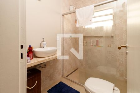 Casa à venda com 180m², 3 quartos e 2 vagasBanheiro 1