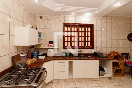 Casa à venda com 180m², 3 quartos e 2 vagasCozinha