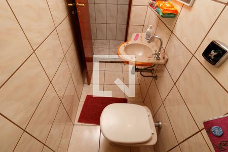 Casa à venda com 180m², 3 quartos e 2 vagasLavabo