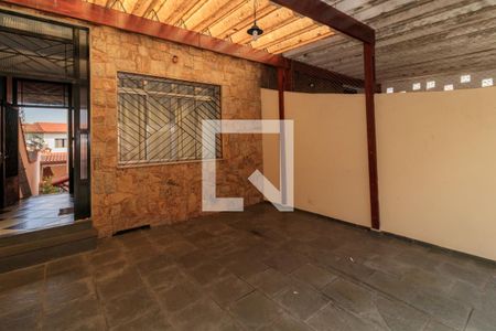 Casa à venda com 180m², 3 quartos e 2 vagasGaragem