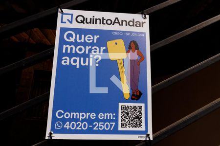 Casa à venda com 180m², 3 quartos e 2 vagasFachada