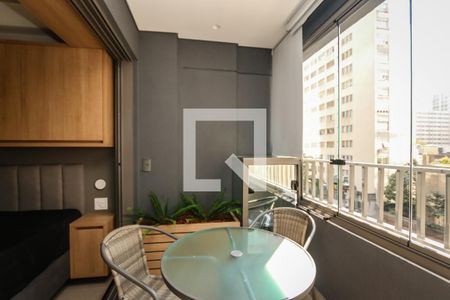 Varanda de kitnet/studio para alugar com 1 quarto, 24m² em Cerqueira César, São Paulo