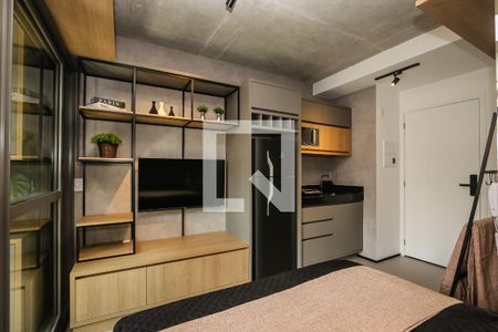 Quarto de kitnet/studio para alugar com 1 quarto, 24m² em Cerqueira César, São Paulo