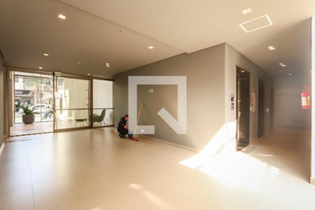 Studio para alugar com 24m², 1 quarto e sem vaga Studio para alugar com 24m², 1 quarto e sem vagaHall de Entrada