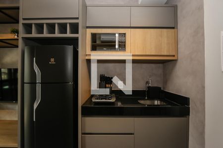 Cozinha de kitnet/studio para alugar com 1 quarto, 24m² em Cerqueira César, São Paulo