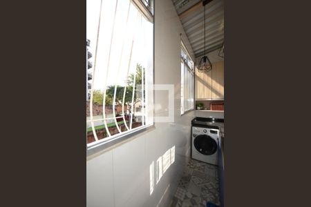 Apartamento para alugar com 67m², 2 quartos e sem vagaÁrea de Serviço