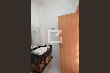 Apartamento para alugar com 67m², 2 quartos e sem vagaBanheiro