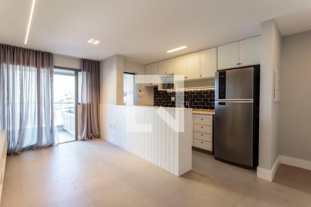 Sala de apartamento para alugar com 2 quartos, 71m² em Indianópolis, São Paulo