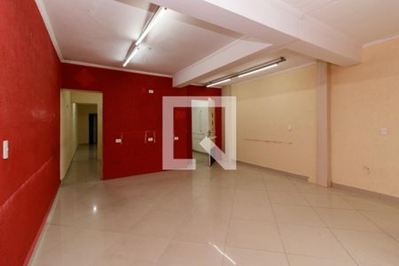 Casa à venda com 360m², 3 quartos e 4 vagas Casa à venda com 360m², 3 quartos e 4 vagasÁrea comum