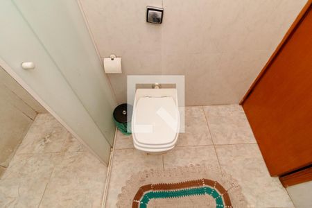 Casa à venda com 360m², 3 quartos e 4 vagas Casa à venda com 360m², 3 quartos e 4 vagasBanheiro