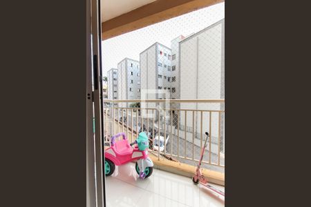 Varanda da Sala de apartamento à venda com 2 quartos, 48m² em Itaquera, São Paulo