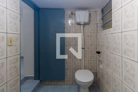 Banheiro de casa para alugar com 1 quarto, 50m² em Vila Bela, São Paulo