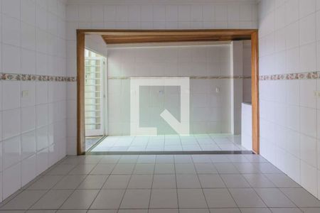 Casa para alugar com 125m², 3 quartos e 2 vagas Casa para alugar com 125m², 3 quartos e 2 vagasCozinha