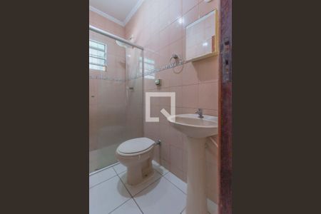 Casa para alugar com 125m², 3 quartos e 2 vagas Casa para alugar com 125m², 3 quartos e 2 vagasBanheiro Social