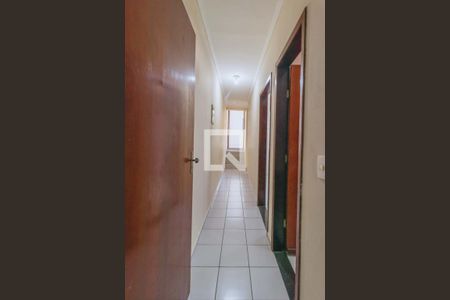 Casa para alugar com 125m², 3 quartos e 2 vagas Casa para alugar com 125m², 3 quartos e 2 vagasCorredor