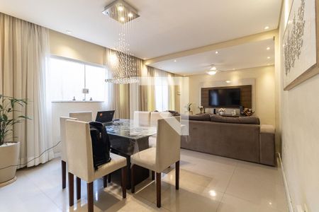 Sala de casa para alugar com 2 quartos, 150m² em Vila Cristália, São Paulo