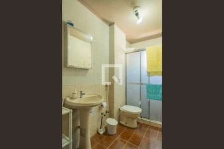 Casa à venda com 300m², 4 quartos e 1 vaga Casa à venda com 300m², 4 quartos e 1 vagaBanheiro 3