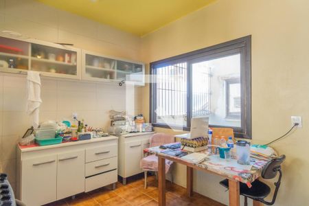 Casa à venda com 300m², 4 quartos e 1 vaga Casa à venda com 300m², 4 quartos e 1 vagaCozinha e Área de Serviço