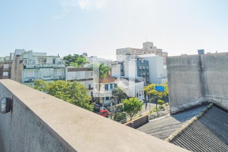 Casa à venda com 300m², 4 quartos e 1 vaga Casa à venda com 300m², 4 quartos e 1 vagaTerraço