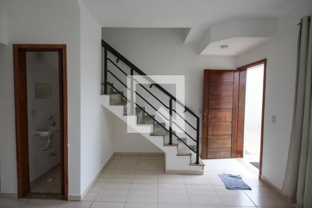 Sala de casa de condomínio à venda com 2 quartos, 58m² em Vila Carrão, São Paulo