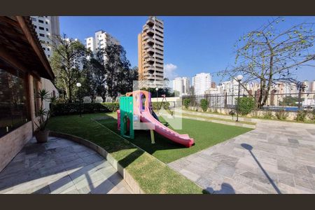 Apartamento à venda com 166m², 3 quartos e 3 vagasÁrea comum - Playground