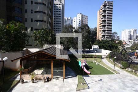 Apartamento à venda com 166m², 3 quartos e 3 vagasVaranda da Sala vista