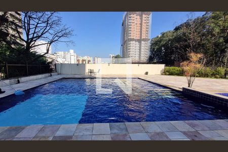 Apartamento à venda com 166m², 3 quartos e 3 vagasÁrea comum - Piscina