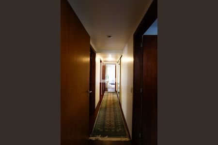 Apartamento à venda com 166m², 3 quartos e 3 vagasCorredor