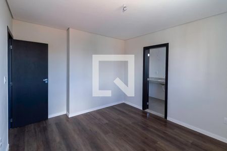 Apartamento à venda com 167m², 3 quartos e 3 vagas Apartamento à venda com 167m², 3 quartos e 3 vagasSuíte