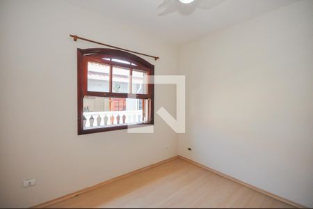 Casa de condomínio para alugar com 160m², 3 quartos e 2 vagasQuarto 2