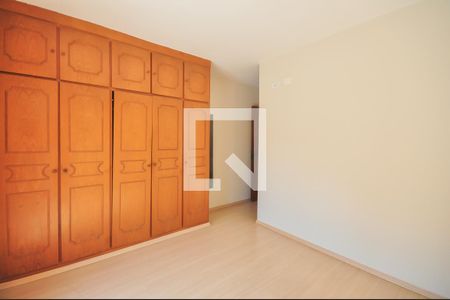 Casa de condomínio para alugar com 160m², 3 quartos e 2 vagasSuíte