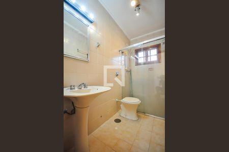 Casa de condomínio para alugar com 160m², 3 quartos e 2 vagasBanheiro Suíte