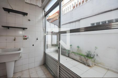 Casa de condomínio para alugar com 160m², 3 quartos e 2 vagasÁrea de Serviço