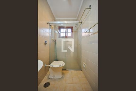 Casa de condomínio para alugar com 160m², 3 quartos e 2 vagasBanheiro Suíte