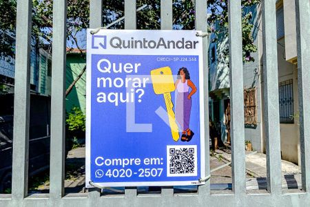 Casa à venda com 70m², 4 quartos e 1 vagaPlaquinha