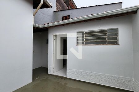 Casa à venda com 194m², 4 quartos e 2 vagas Casa à venda com 194m², 4 quartos e 2 vagasEdícula