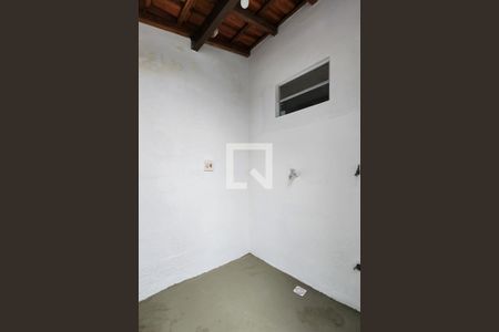 Casa à venda com 194m², 4 quartos e 2 vagas Casa à venda com 194m², 4 quartos e 2 vagasEdícula